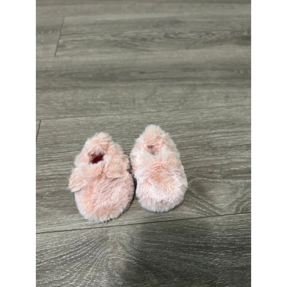 Baby Girls Pink Plush Faux Fur Baby Booties Size Newborn